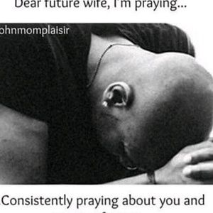 Meet your Posher, Mona